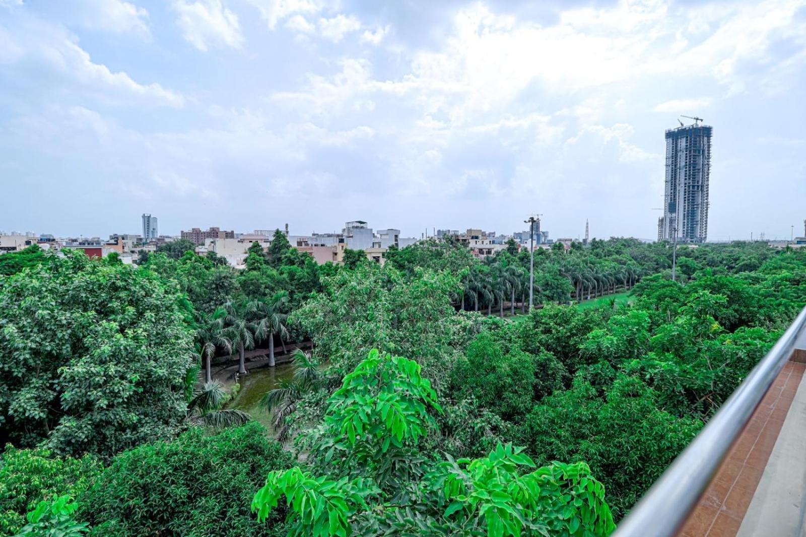 Ahuja Residency Noida Διαμέρισμα Εξωτερικό φωτογραφία