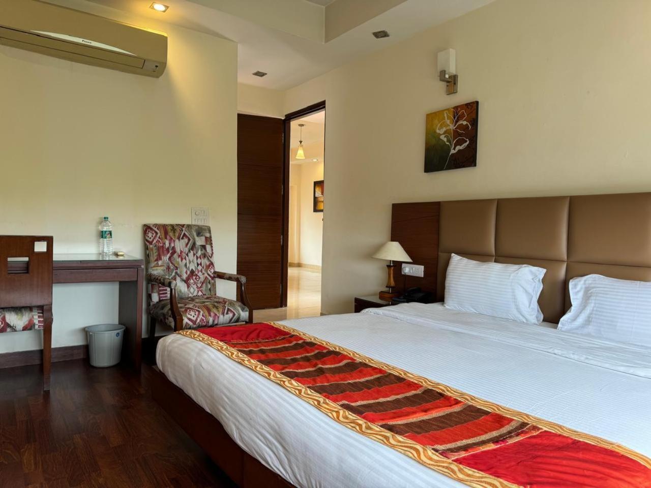 Ahuja Residency Noida Διαμέρισμα Εξωτερικό φωτογραφία