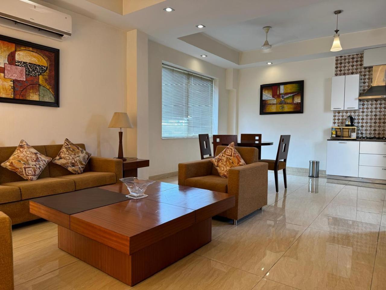 Ahuja Residency Noida Διαμέρισμα Εξωτερικό φωτογραφία