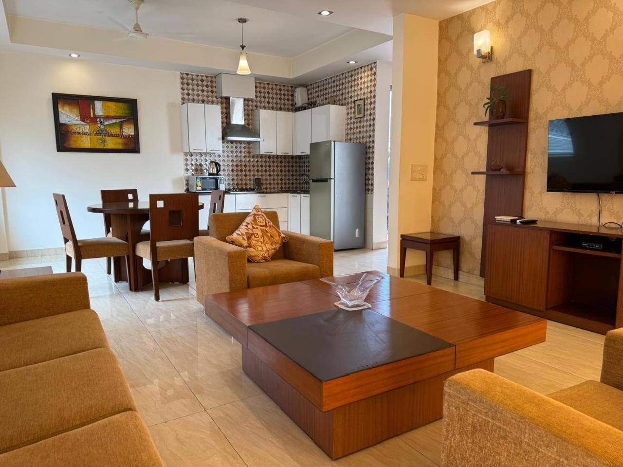 Ahuja Residency Noida Διαμέρισμα Εξωτερικό φωτογραφία
